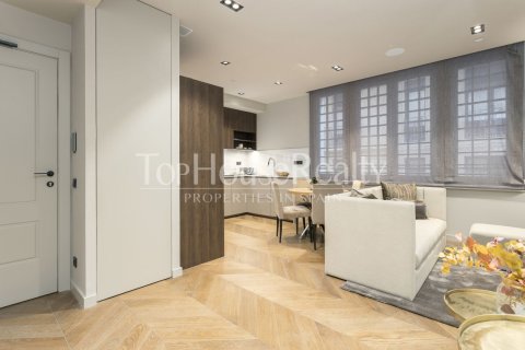 2 bedrooms apartment for sale in Ciutat Vella, Barcelona, Catalonia, Spain № 2343 - photo 4