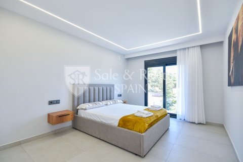 9 bedrooms house for sale in Lloret de Mar, Girona, Catalonia, Spain № 6695 - photo 7