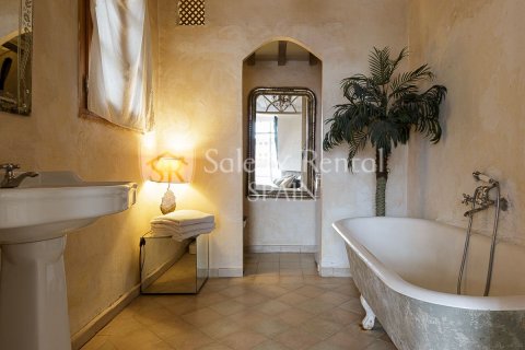 Apartamento de 3 dormitorios en venta en Barcelona, Cataluña, Spain № 6694 - foto 25