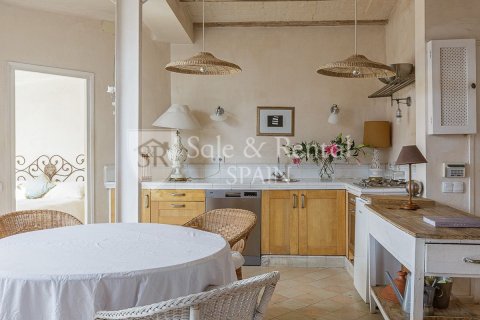 Apartamento de 3 dormitorios en venta en Barcelona, Cataluña, Spain № 6694 - foto 17