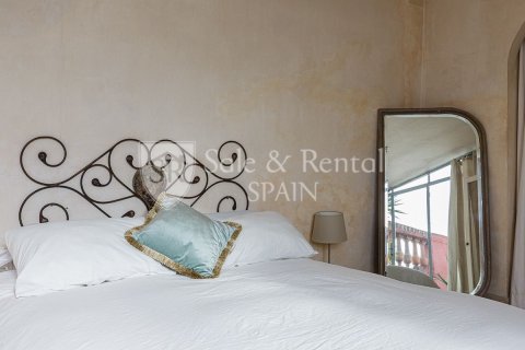 Apartamento de 3 dormitorios en venta en Barcelona, Cataluña, Spain № 6694 - foto 28