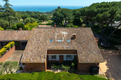 5 bedrooms villa for sale in Sant Vicenc De Montalt, Barcelona, Catalonia, Spain № 8922 - photo 2