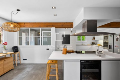 5 bedrooms villa for sale in Sant Vicenc De Montalt, Barcelona, Catalonia, Spain № 8922 - photo 16