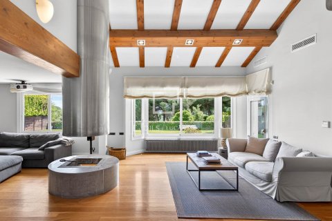5 bedrooms villa for sale in Sant Vicenc De Montalt, Barcelona, Catalonia, Spain № 8922 - photo 9