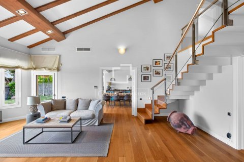 5 bedrooms villa for sale in Sant Vicenc De Montalt, Barcelona, Catalonia, Spain № 8922 - photo 10