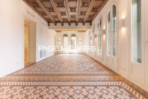 2 bedrooms apartment for sale in Ciutat Vella, Barcelona, Catalonia, Spain № 2642