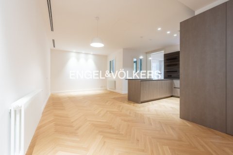 2 bedrooms apartment for sale in Ciutat Vella, Barcelona, Catalonia, Spain № 2644 - photo 2