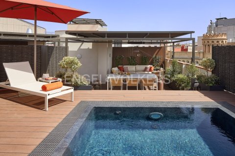 4 bedrooms penthouse for sale in Eixample, Barcelona, Catalonia, Spain № 2645