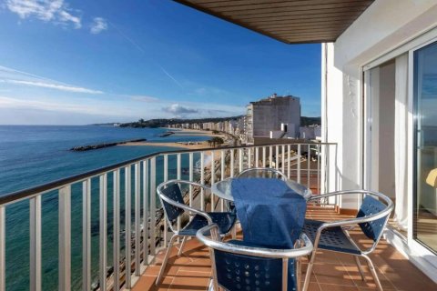 3 bedrooms apartment for sale in Sant Antoni de Calonge, Girona, Catalonia, Spain № 1656