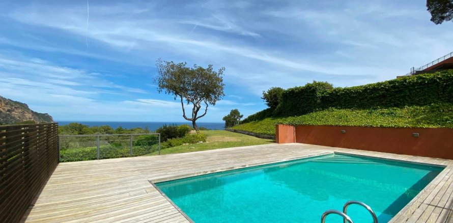 4 bedrooms townhouse for sale in Begur, Girona, Catalonia, Spain № 1658
