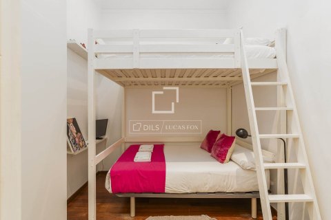 Apartamento de 2 dormitorios en venta en Barcelona, Cataluña, Spain № 6375 - foto 24