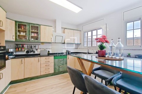 4 bedrooms villa for sale in Vilanova i la Geltru, Barcelona, Catalonia, Spain № 6376 - photo 21