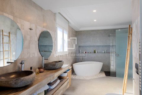 3 bedrooms villa for sale in Alella, Barcelona, Catalonia, Spain № 3928 - photo 22