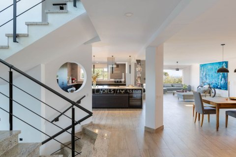 3 bedrooms villa for sale in Alella, Barcelona, Catalonia, Spain № 3928 - photo 16
