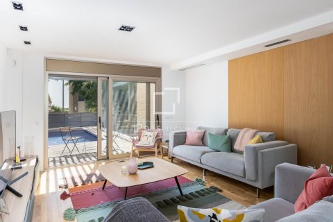 5 bedrooms villa for sale in Vilassar de Dalt, Barcelona, Catalonia, Spain № 3933 - photo 10