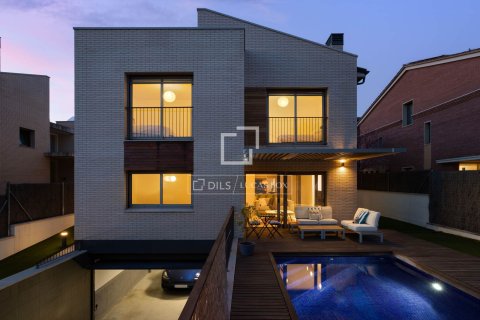 5 bedrooms villa for sale in Vilassar de Dalt, Barcelona, Catalonia, Spain № 3933 - photo 30