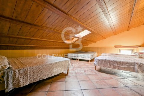 Сasa de 12 dormitorios en venta en Agullana, Gerona, Cataluña, Spain № 5807 - foto 14