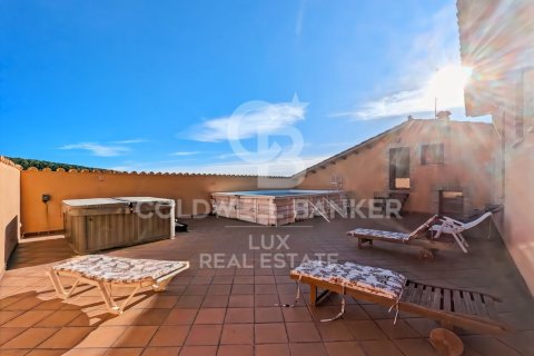Сasa de 12 dormitorios en venta en Agullana, Gerona, Cataluña, Spain № 5807 - foto 10