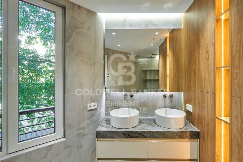 Купить квартиру в Барселона, Испания с 3 спальни, 135м², № 5806 - фото 14