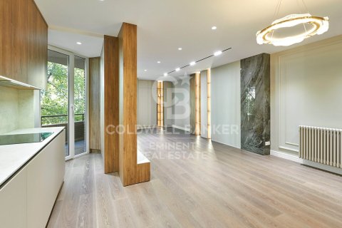 Купить квартиру в Барселона, Испания с 3 спальни, 135м², № 5806 - фото 4