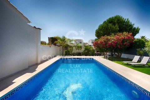 3 bedrooms house for sale in Empuriabrava, Girona, Catalonia, Spain № 6002 - photo 6
