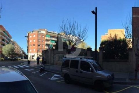 792 sq.m. land plot for sale in Barcelona, Catalonia, Spain № 4549