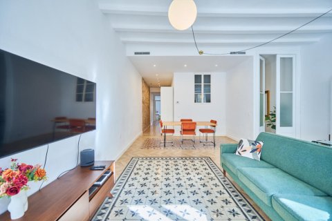 2 bedrooms apartment for sale in Ciutat Vella, Barcelona, Catalonia, Spain № 2839 - photo 9