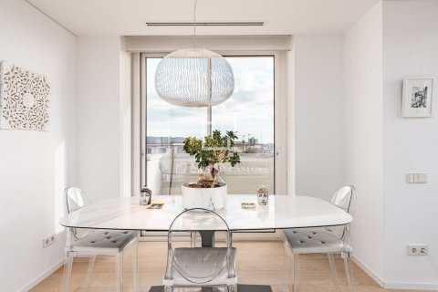 2 bedrooms apartment for sale in Barcelona, Catalonia, Spain № 6387 - photo 6