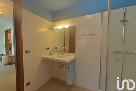 5 bedrooms house for sale in Artesa de Segre, Lleida, Catalonia, Spain № 5023 - photo 9