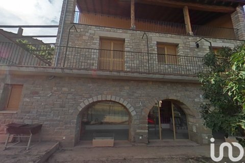 5 bedrooms house for sale in Artesa de Segre, Lleida, Catalonia, Spain № 5023 - photo 4