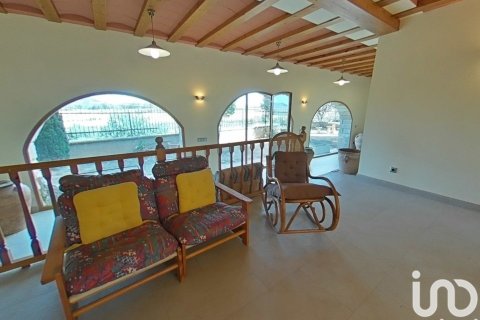 5 bedrooms house for sale in Artesa de Segre, Lleida, Catalonia, Spain № 5023 - photo 5