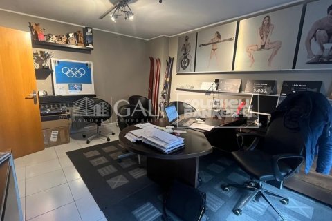 232 sq.m. office for rent in Principado De Andorra (Ninguna Poblacion Tiene C.P.), Lleida, Catalonia, Spain № 6141