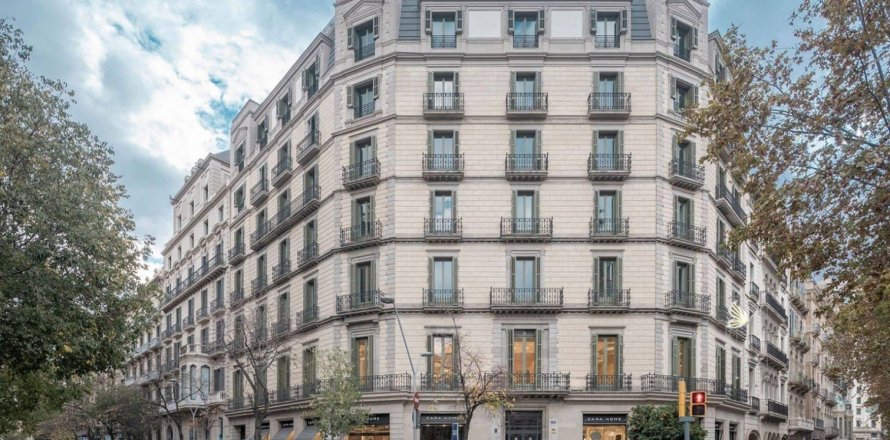 2 bedrooms apartment for sale in Barcelona, Catalonia, Spain № 1066