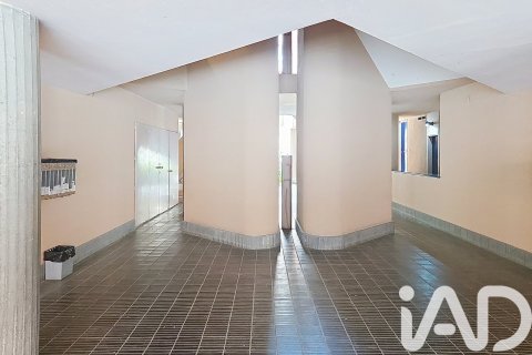Купить квартиру в Барселона, Испания с 3 спальни, 88м², № 7393 - фото 5