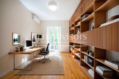 2 bedrooms apartment for sale in Sitges, Barcelona, Catalonia, Spain № 2896 - photo 5