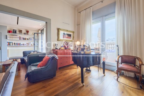 5 bedrooms penthouse for sale in Barcelona, Catalonia, Spain № 2897 - photo 11