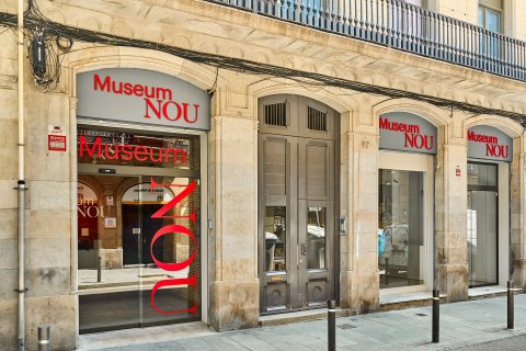 20 bedrooms commercial property for sale in Barcelona, Catalonia, Spain № 1259