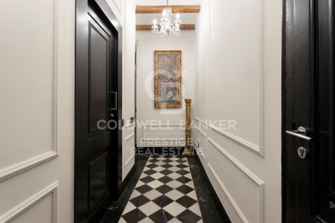 Купить квартиру в Барселона, Испания с 3 спальни, 153м², № 5888 - фото 17