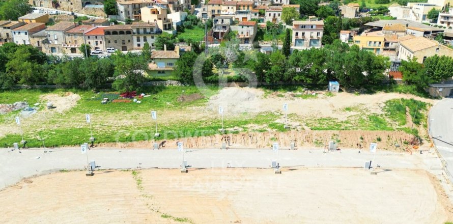 4203 sq.m. land plot for sale in Girona, Catalonia, Spain № 5883