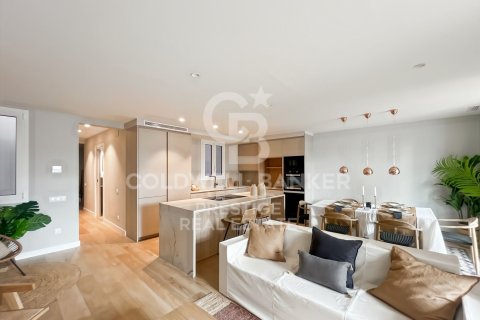 3 bedrooms apartment for sale in Barcelona, Catalonia, Spain № 5365 - photo 3