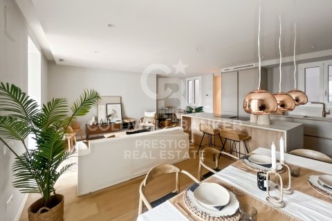 3 bedrooms apartment for sale in Barcelona, Catalonia, Spain № 5365 - photo 4