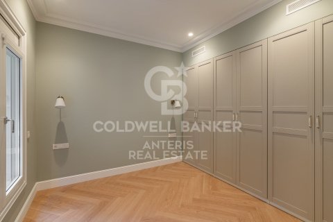 3 bedrooms apartment for sale in Barcelona, Catalonia, Spain № 5364 - photo 12