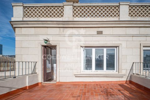 4 bedrooms penthouse for sale in Barcelona, Catalonia, Spain № 5367 - photo 9