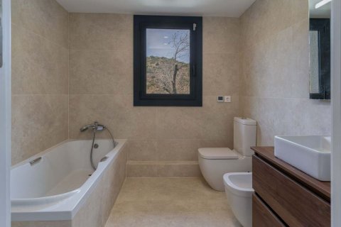 5 bedrooms house for sale in Platja D'aro, Girona, Catalonia, Spain № 7204 - photo 3
