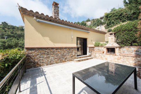 3 bedrooms house for sale in Platja D'aro, Girona, Catalonia, Spain № 7203 - photo 12