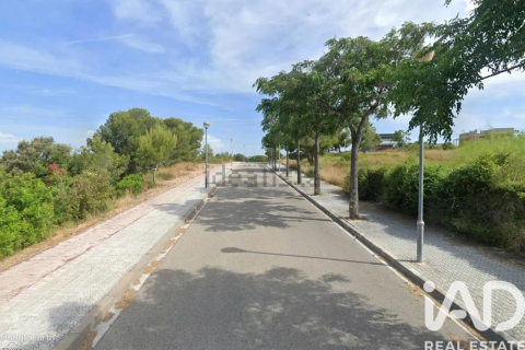 Parcela de 728 m² en venta en Vilanova i la Geltrú, Barcelona, Cataluña, Spain № 7473 - foto 7