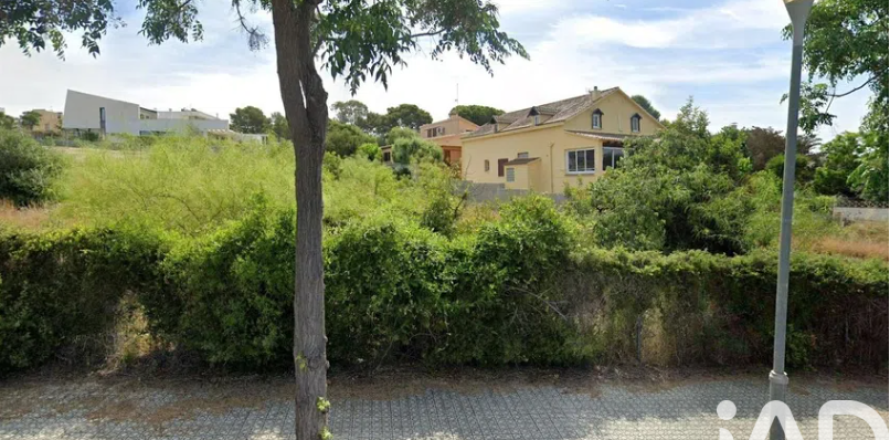 Parcela de 728 m² en venta en Vilanova i la Geltrú, Barcelona, Cataluña, Spain № 7473