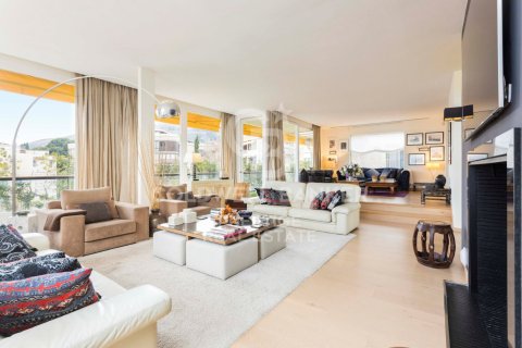 5 bedrooms penthouse for rent in Barcelona, Catalonia, Spain № 6165
