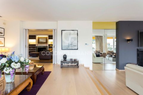 Снять в аренду пентхаус в Барселона, Испания с 5 спален, 520м², № 6165 - фото 8