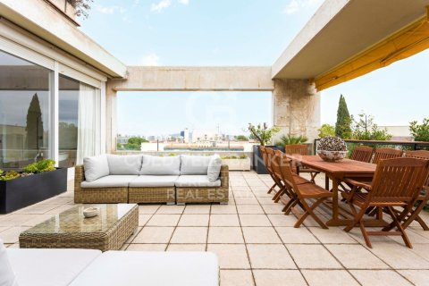 Снять в аренду пентхаус в Барселона, Испания с 5 спален, 520м², № 6165 - фото 2